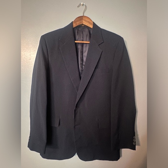 Men’s magic stretch navy pinstriped 3 piece suit - Picture 3 of 7